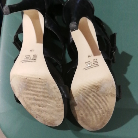 Sandals - Picture 5 of 5